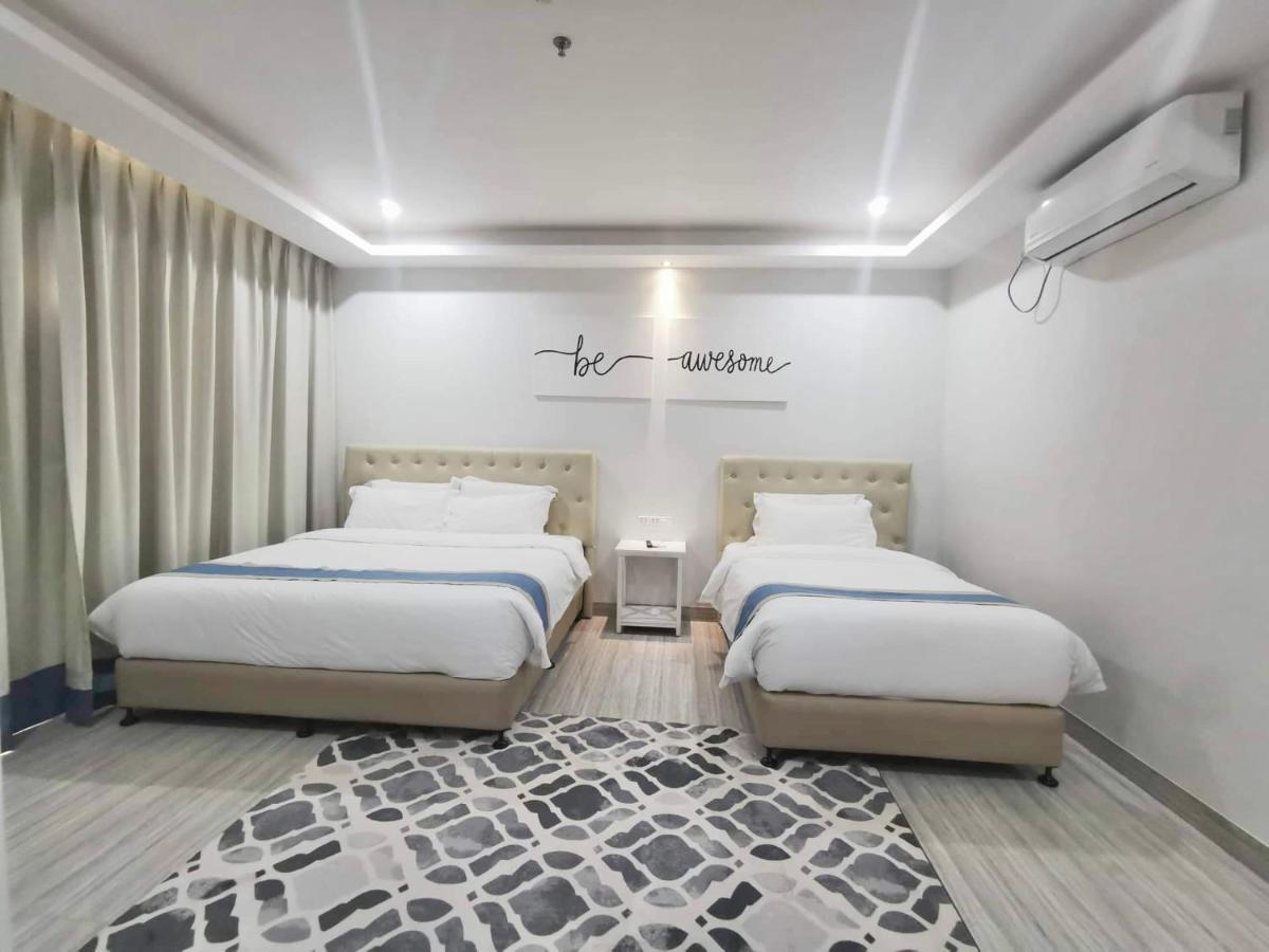 Hampton Suites Davao Luaran gambar