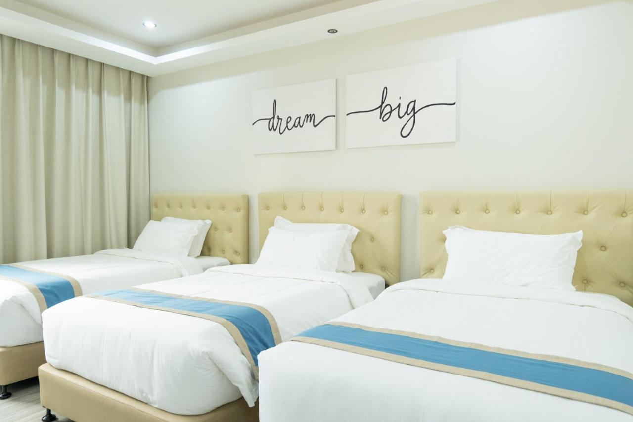 Hampton Suites Davao Luaran gambar