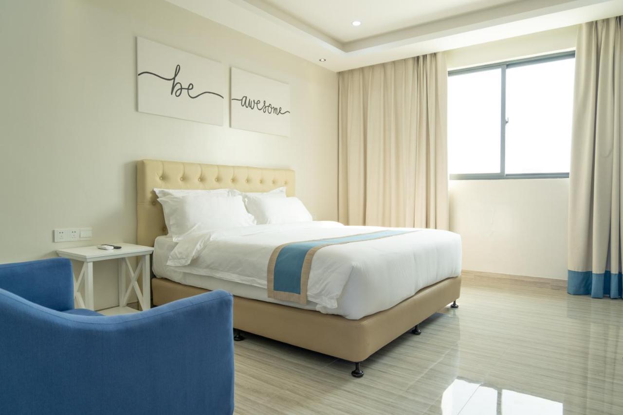Hampton Suites Davao Luaran gambar