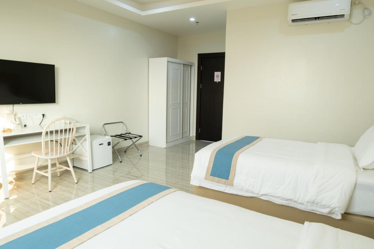 Hampton Suites Davao Luaran gambar